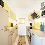 Daire Charming Retreat, *