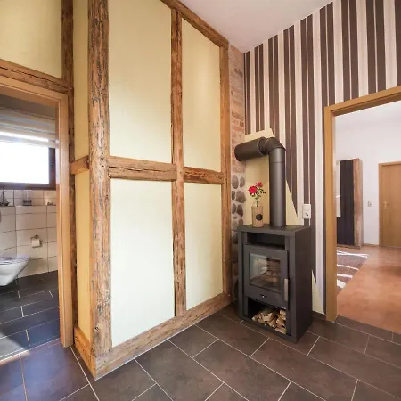 Apartment Spacious With Terrace Zur Forelle